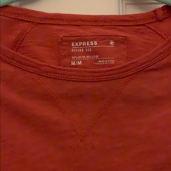 Express Fitted LS Tee - Picture 3 of 4